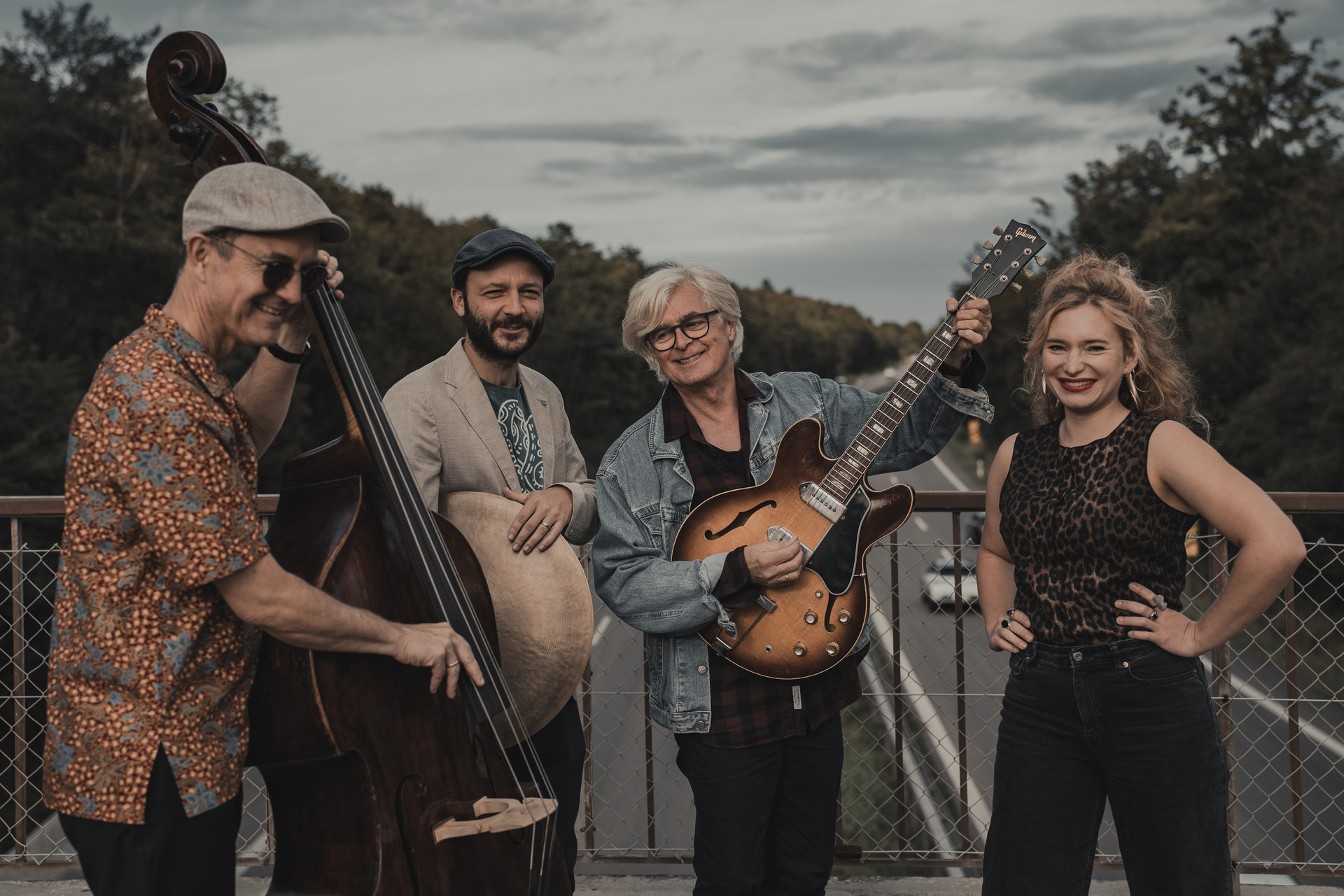 Lady R and the Paulinettes